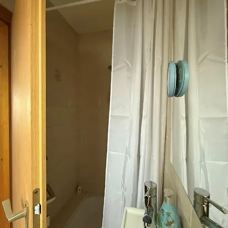 Apartamento 1 Bedroom With Small Bath - Perfect For Long Distance Travel Stop