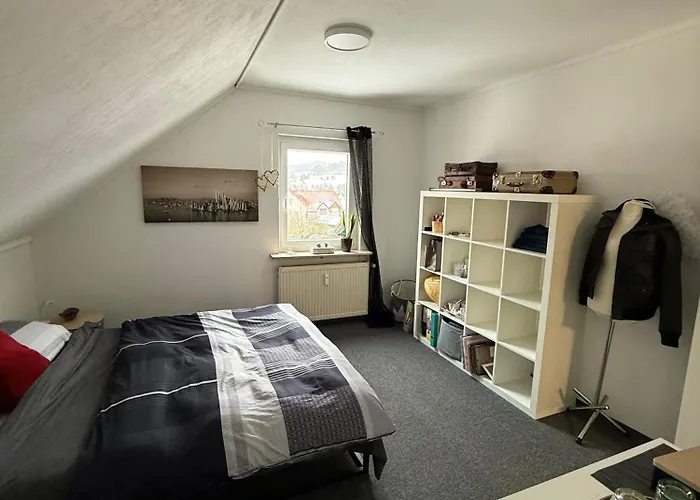 1 Bedroom With Small Bath - Perfect For Long Distance Travel Stop *