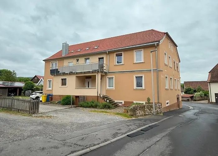 1 Bedroom With Small Bath - Perfect For Long Distance Travel Stop Apartment Oberthulba
