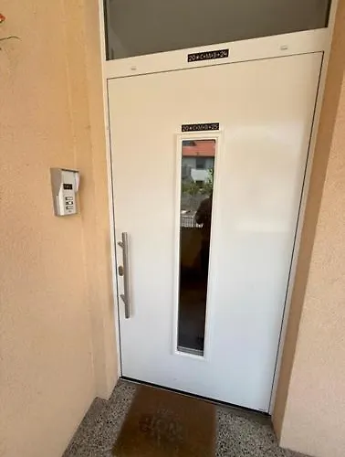 1 Bedroom With Small Bath - Perfect For Long Distance Travel Stop * Oberthulba